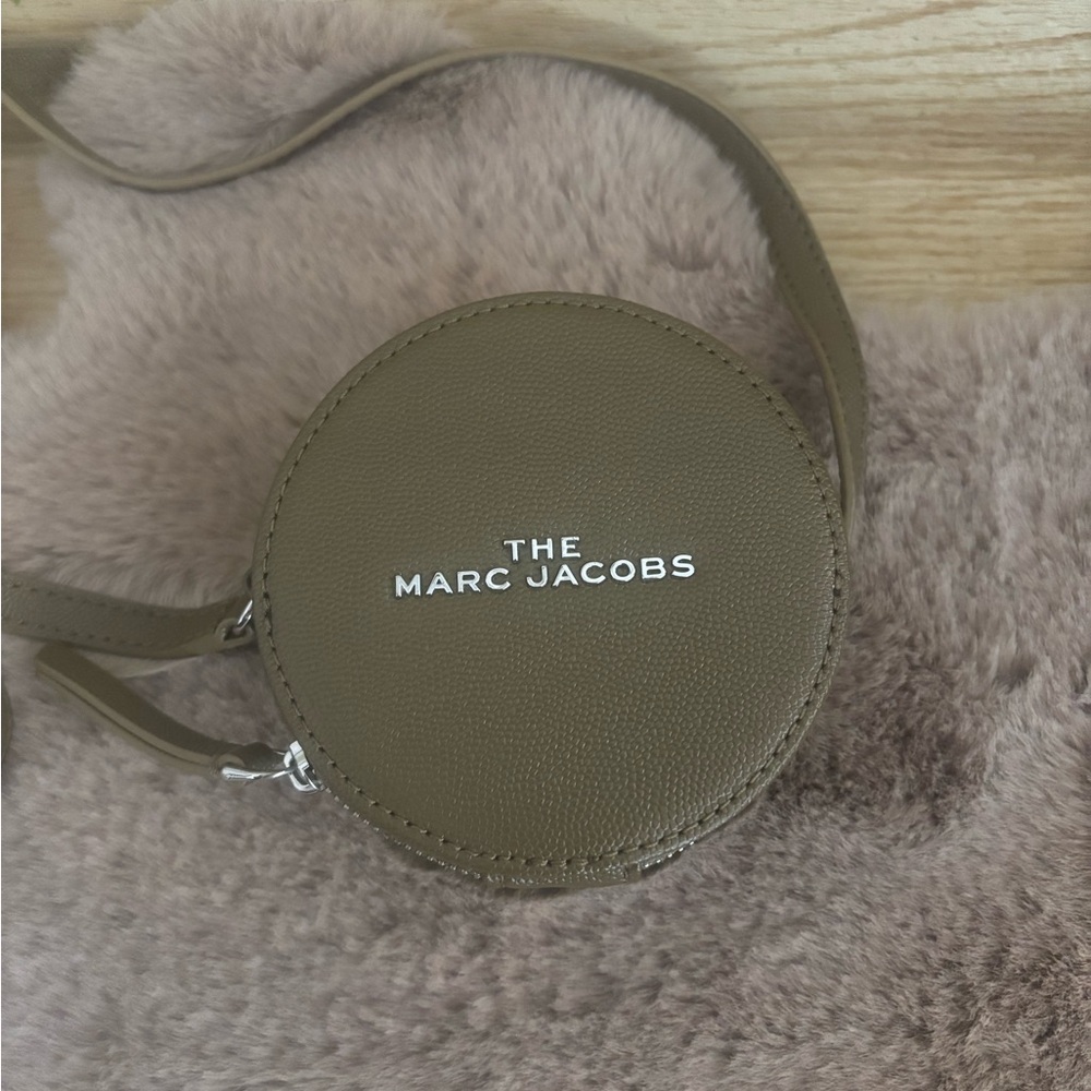 Mini Round Shoulder Bag - Picture 3 of 9